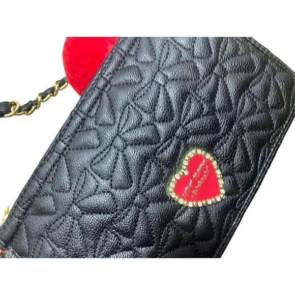 Betsey Johnson XOXO Quilted Crossbody - Picture 3 of 7